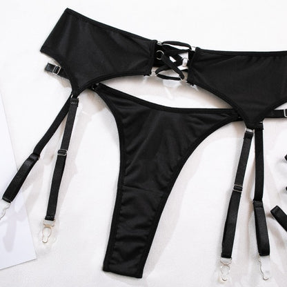 Five-piece lingerie set with satin design