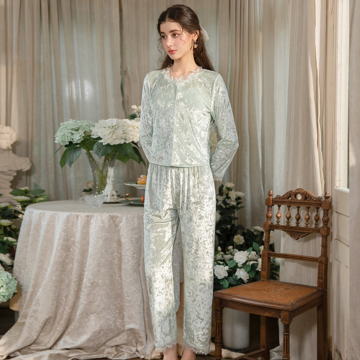 Floral Velvet 3-Piece Pajama Set with Lace Trim