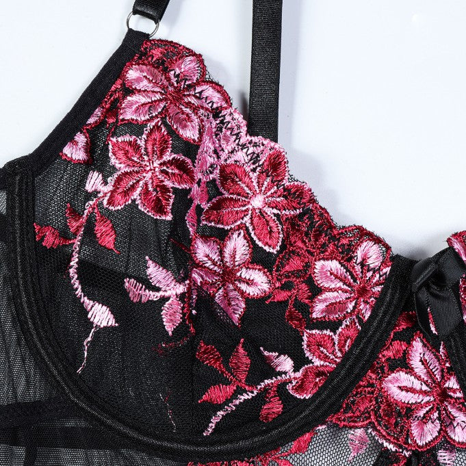 Floral three-piece lingerie set design details