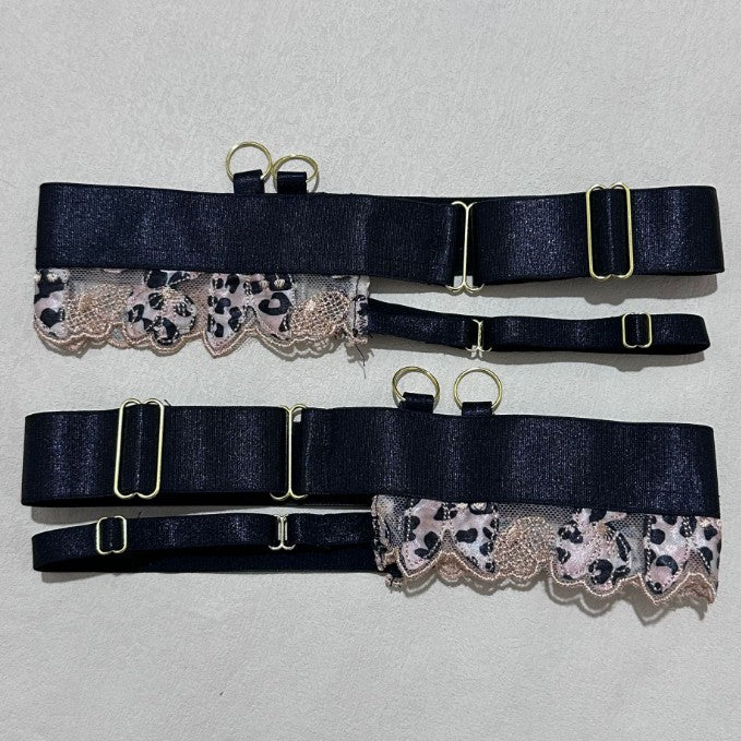 Five-piece lingerie set with harness details