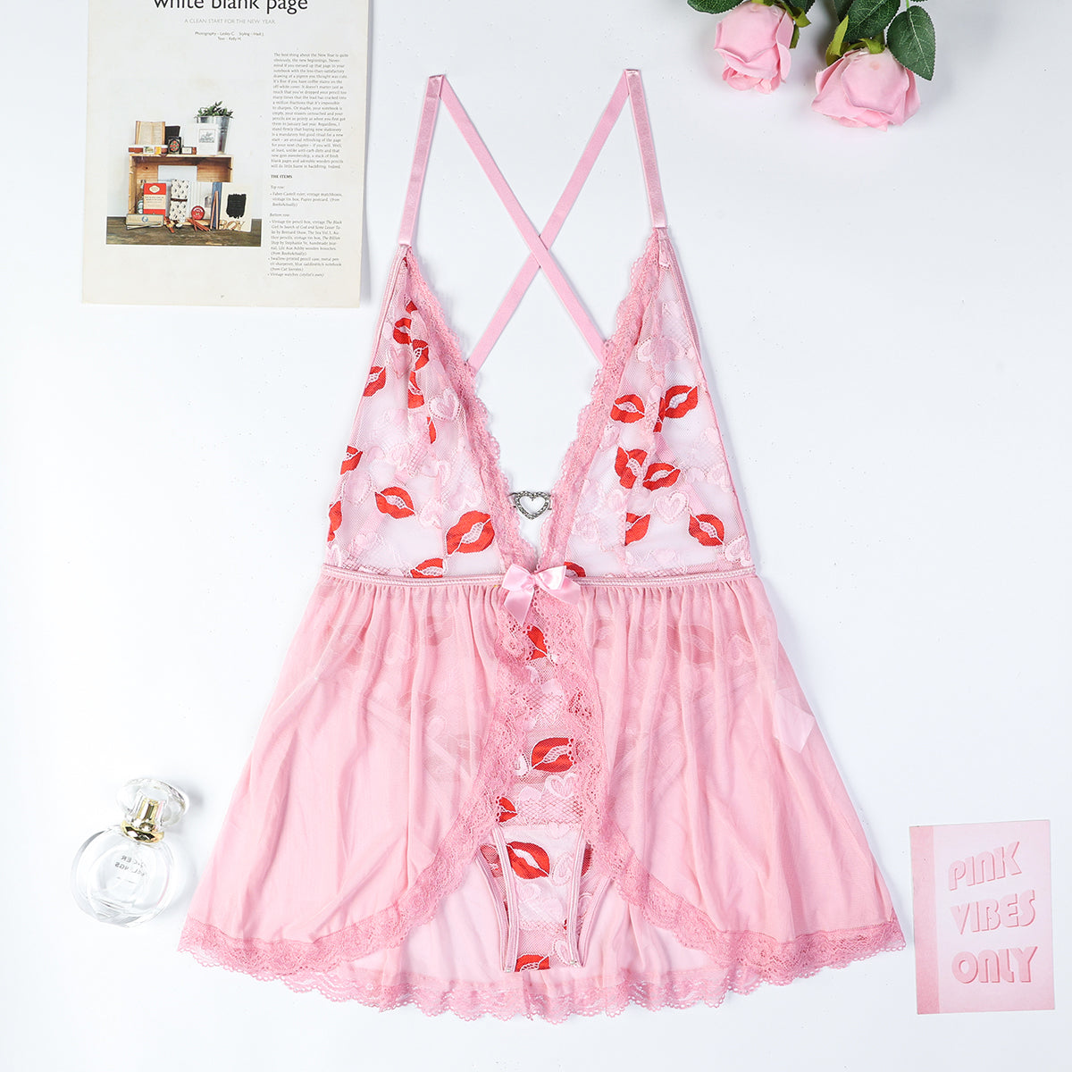 Babydoll lingerie with floral details