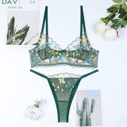 Underwire lingerie set design details