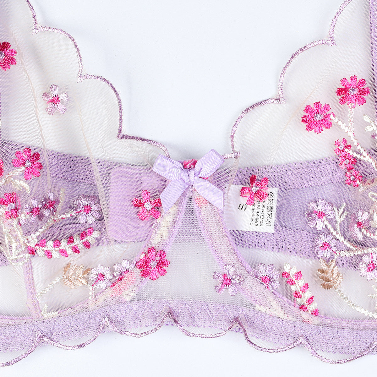 Underwire detailed lingerie set design details