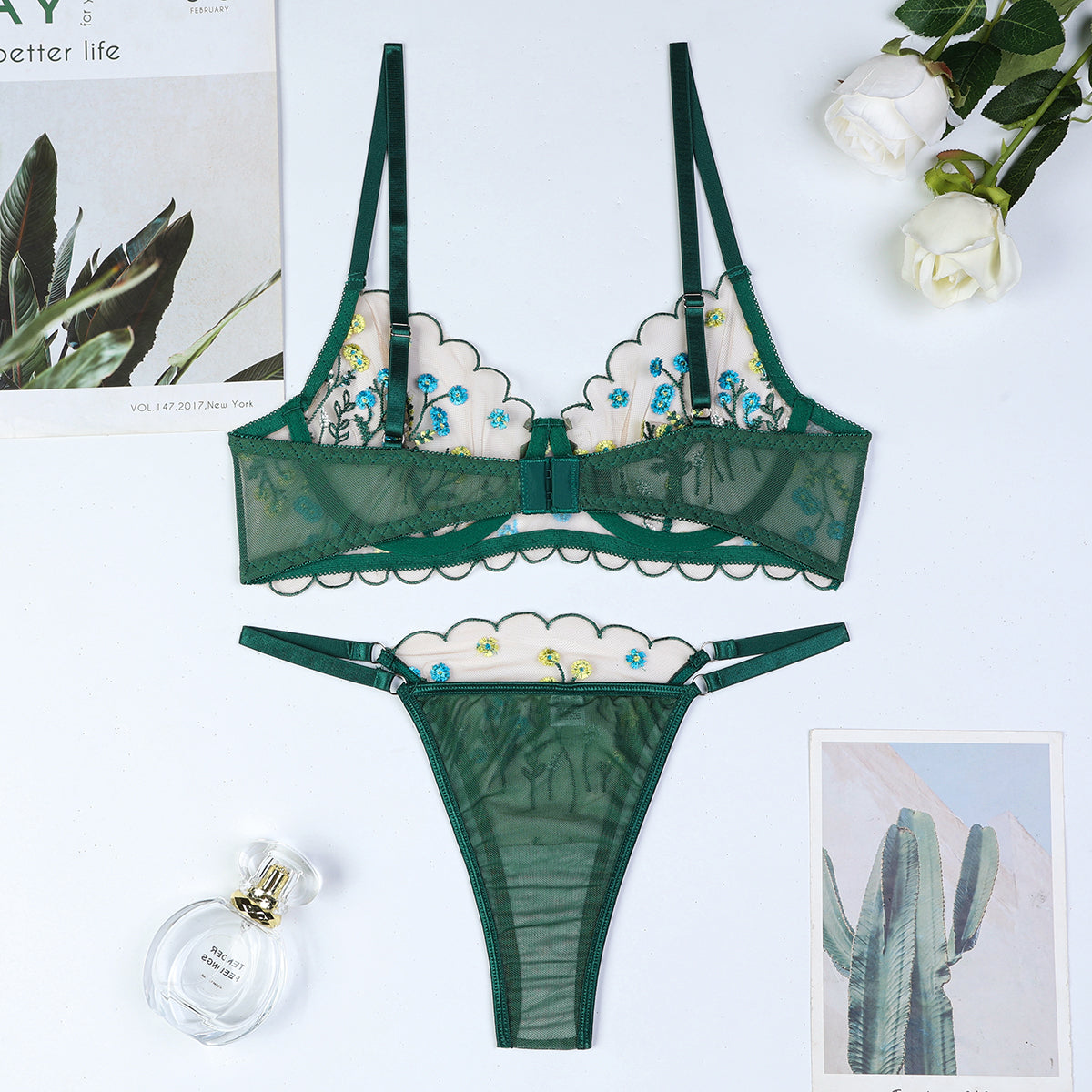 Lingerie set with lace details