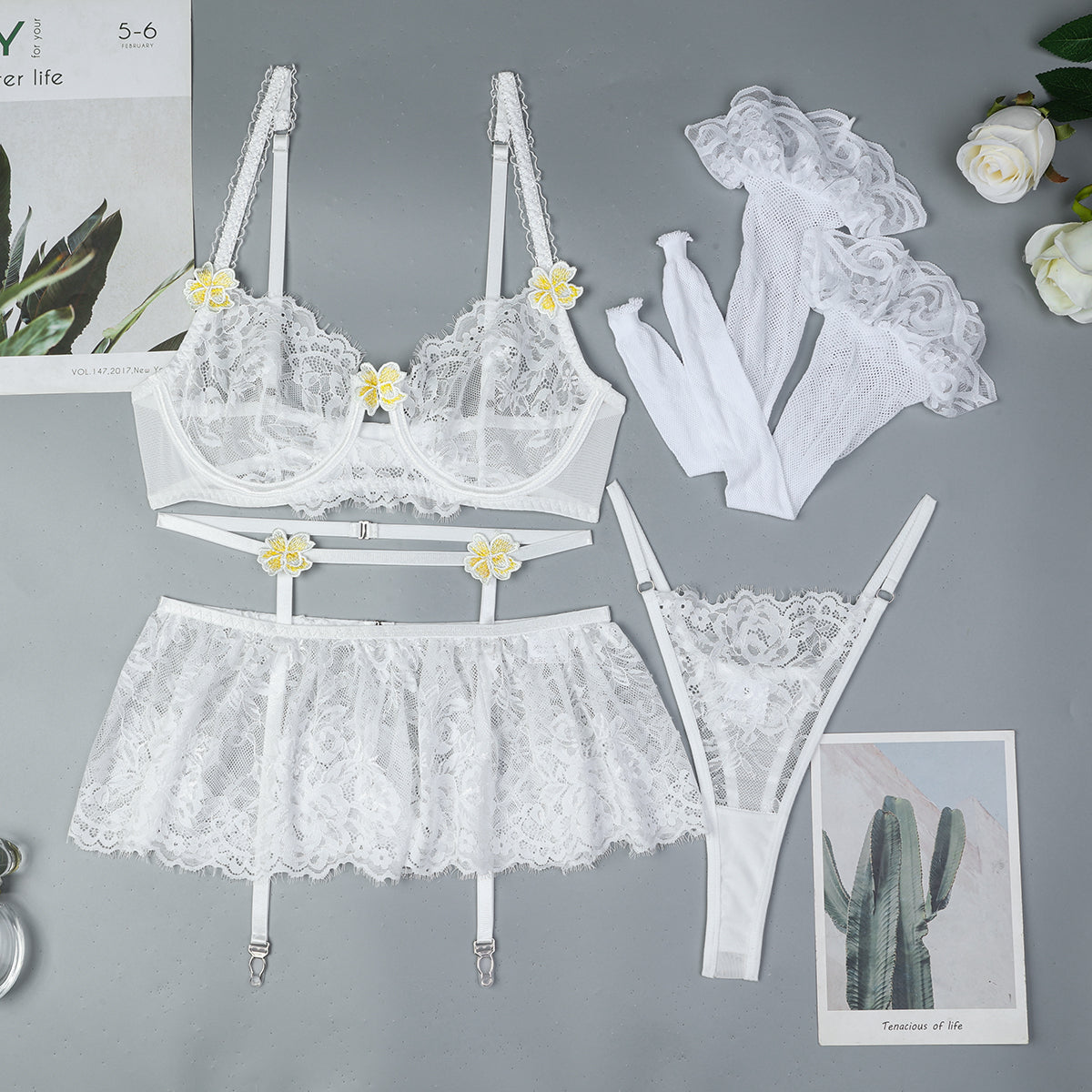 Three-piece lingerie set with lace design