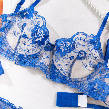 Underwire bra and panty set