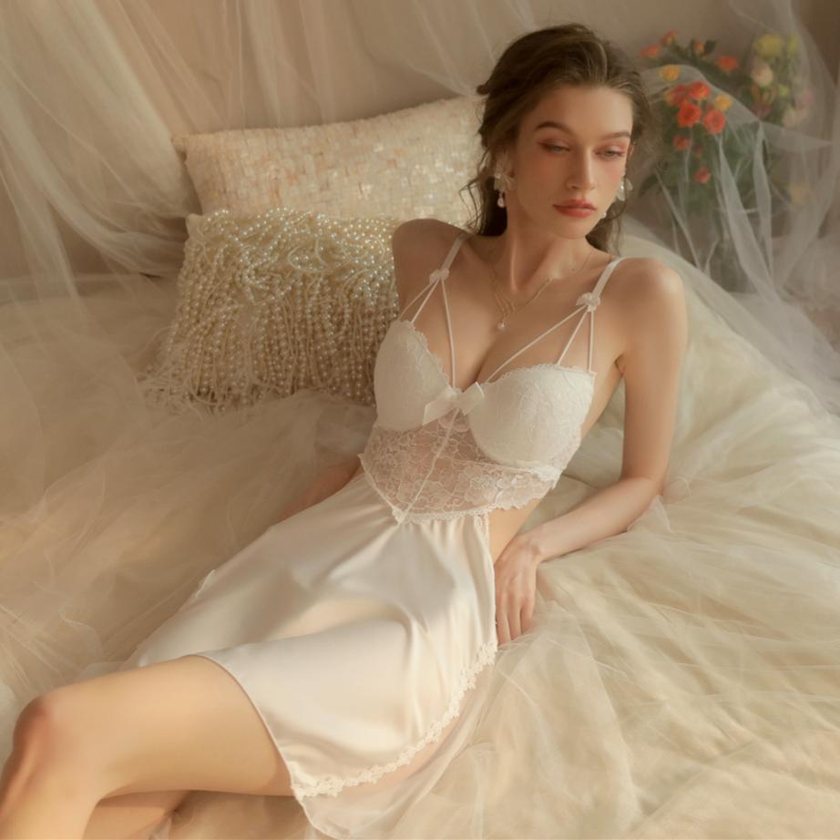 Lace Satin Nightdress with Built-in Padding – Elegant Backless Sleep Dress