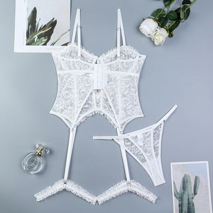 Three-piece lingerie set with lace details