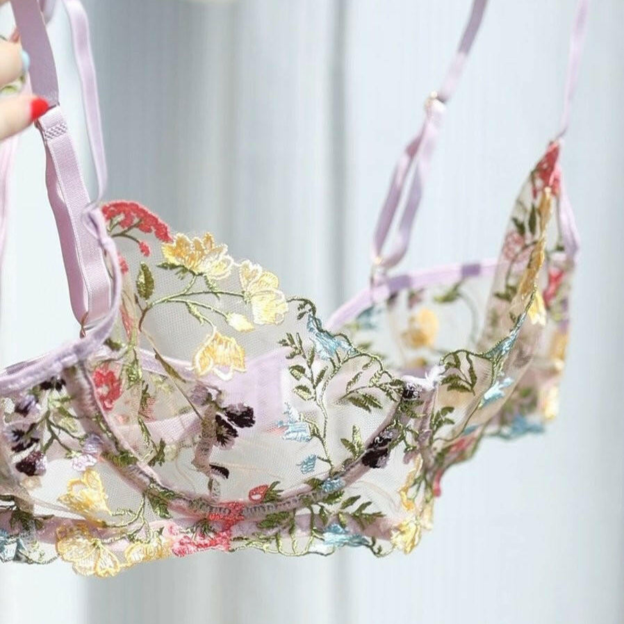Lace design on lingerie set