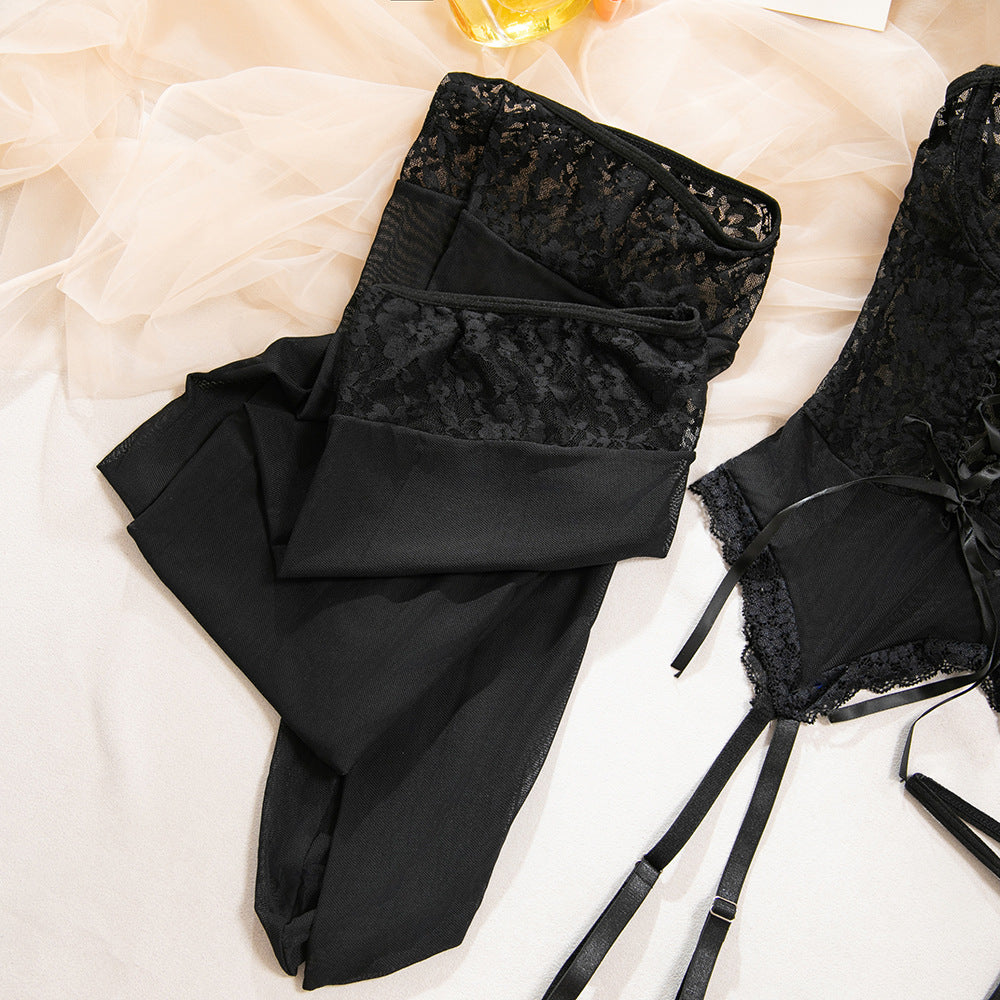 Black lace detailed bra and panty set