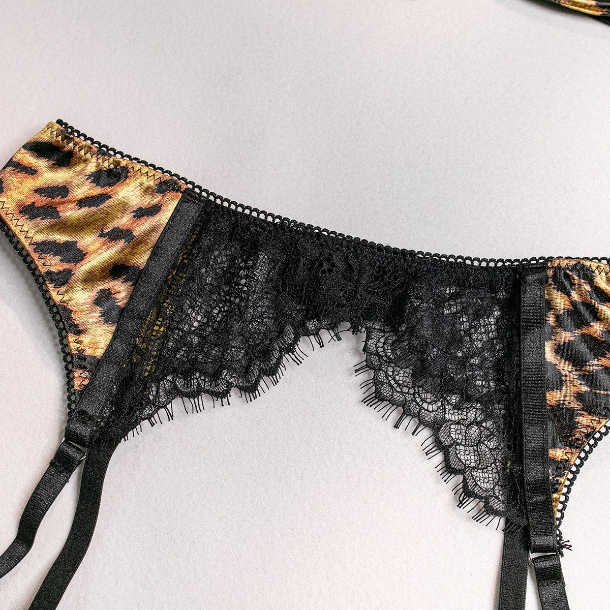 Black lace lingerie set design details