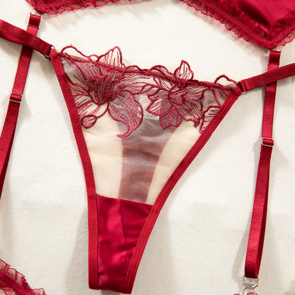 Bra and panty set featuring embroidered