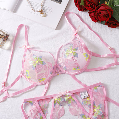 Floral design on four-piece lingerie set