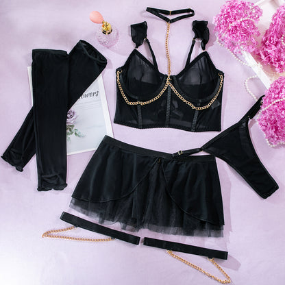Four-piece lingerie set with underwire design