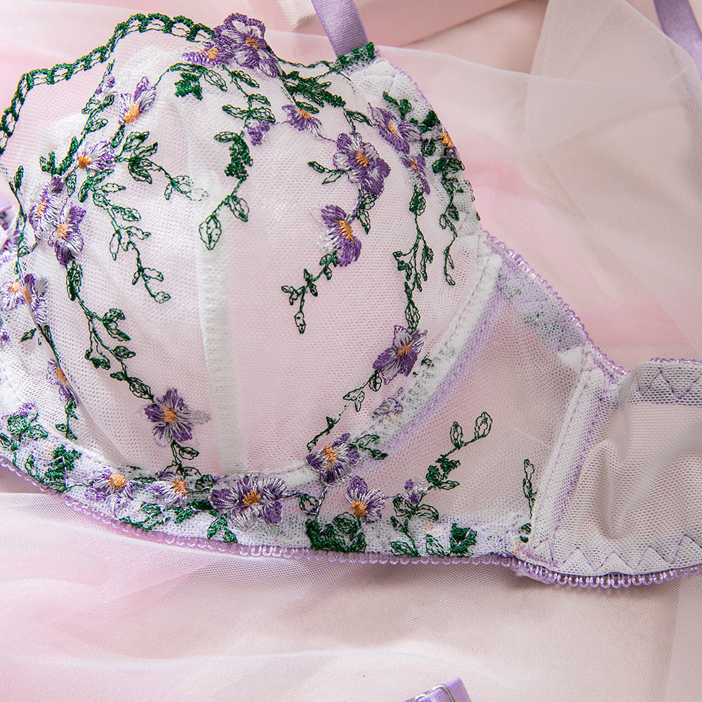 Lingerie set with lace details
