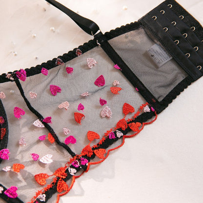 Underwire lingerie set design details