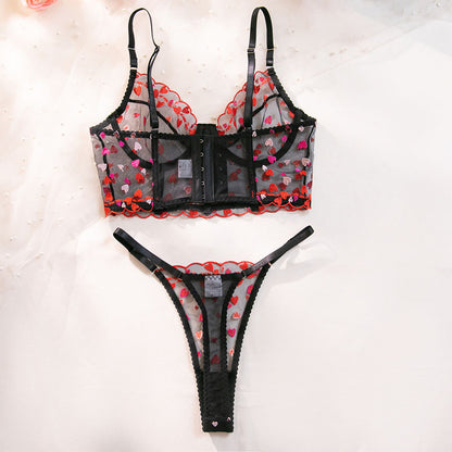 Underwire lingerie set design details
