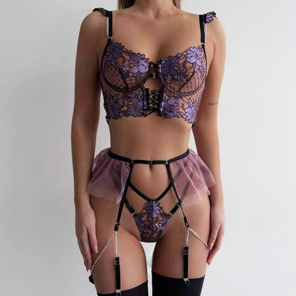 Lingerie set with lace details