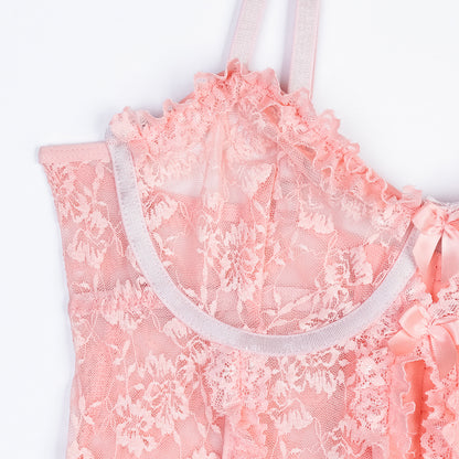 Three-piece lingerie set featuring lace